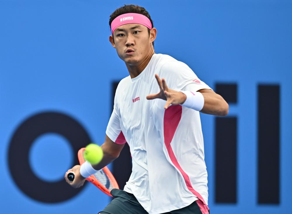 炸鱼来了，比朔夫戴帽、卡尔双响助德国U21队6-0大胜
