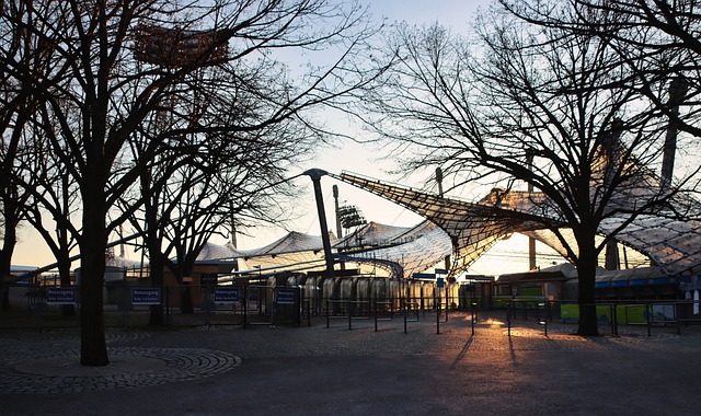 值得我们拭 值得我们拭